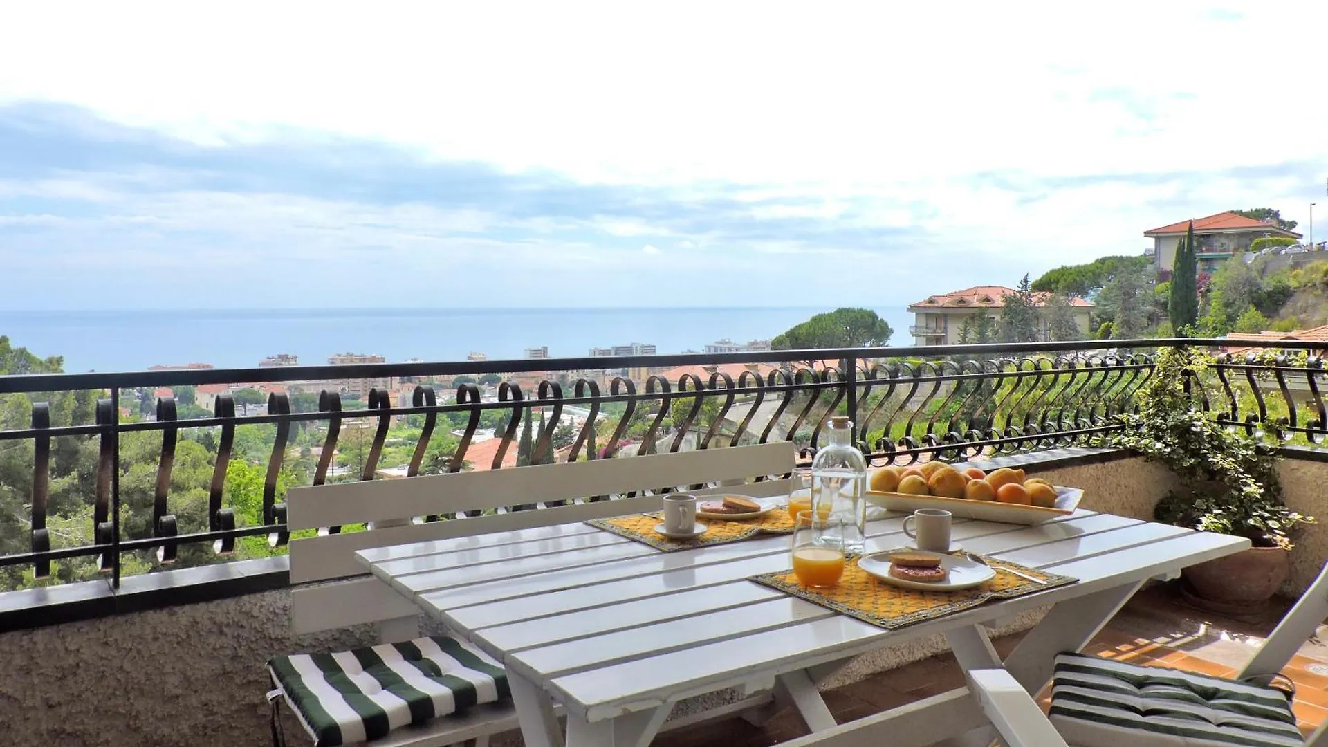 Un Posto Al Sole, Bordighera Italien